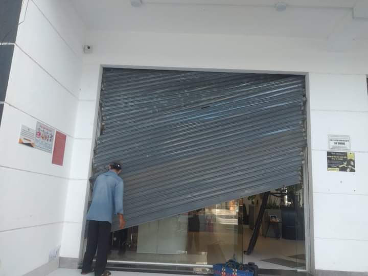 Cửa Cuốn Sài Gòn Door
