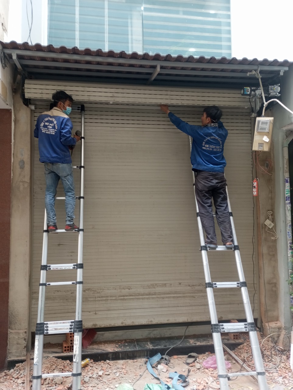 Cửa Cuốn Sài Gòn Door