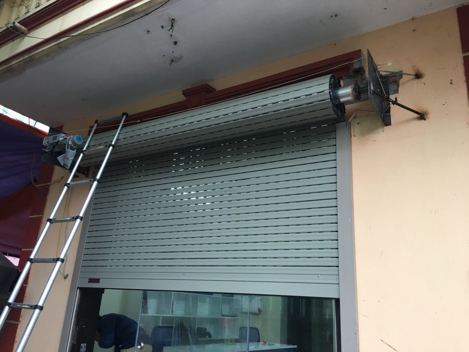 Cửa Cuốn Sài Gòn Door